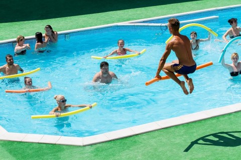 Аквапарк и бассейн