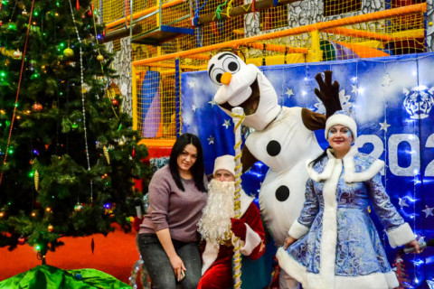 Новорічне свято 2022