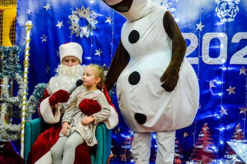 Новорічне свято 2022