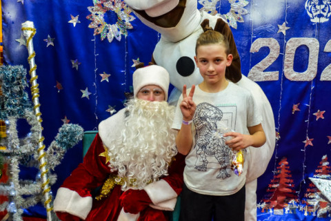 Новорічне свято 2022