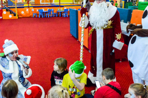 Новорічне свято 2022