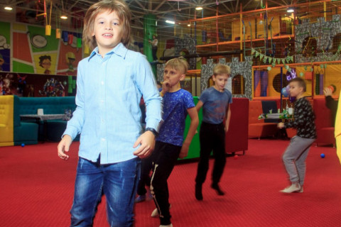 День народження листопад 2022