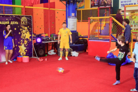 День народження листопад 2022