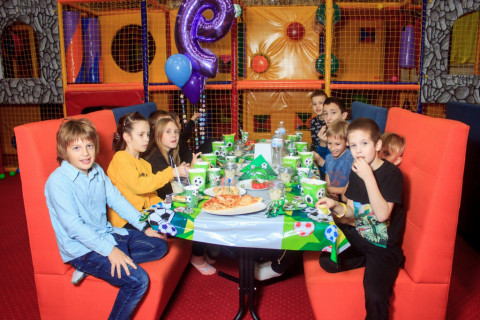 День народження листопад 2022