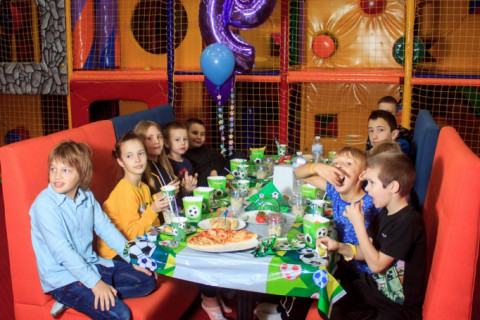 День народження листопад 2022