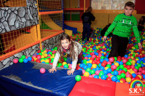 СКАЙ благодійний захід, грудень 22