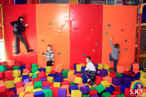 СКАЙ благодійний захід, грудень 22