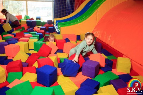 СКАЙ благодійний захід, грудень 22