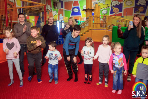 СКАЙ благодійний захід, грудень 22