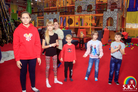 СКАЙ благодійний захід, грудень 22