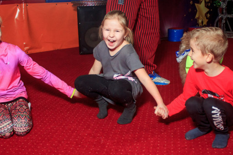 СКАЙ благодійний захід, грудень 22