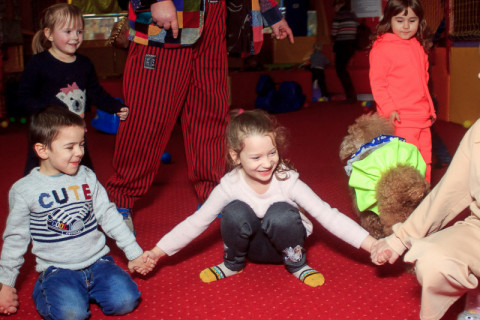 СКАЙ благодійний захід, грудень 22