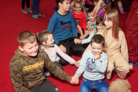 СКАЙ благодійний захід, грудень 22