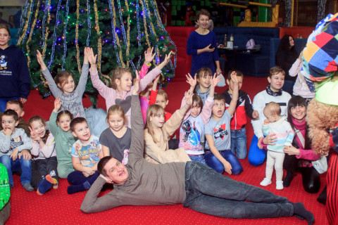 СКАЙ благодійний захід, грудень 22