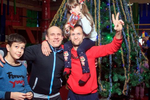 СКАЙ благодійний захід, грудень 22