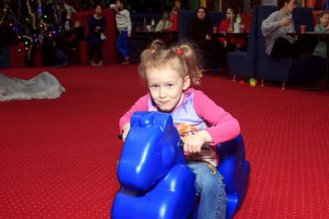 СКАЙ благодійний захід, грудень 22