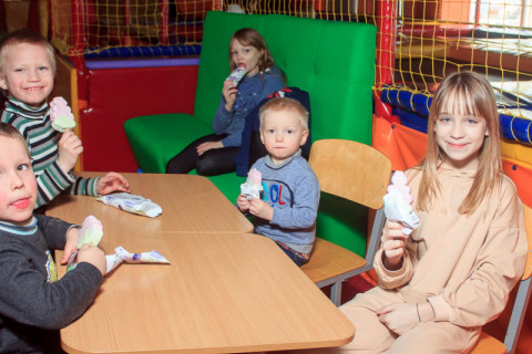 СКАЙ благодійний захід, грудень 22