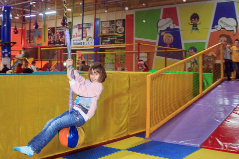 СКАЙ благодійний захід, грудень 22