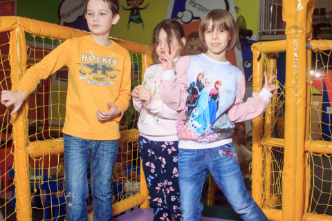 СКАЙ благодійний захід, грудень 22