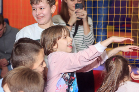 СКАЙ благодійний захід, грудень 22