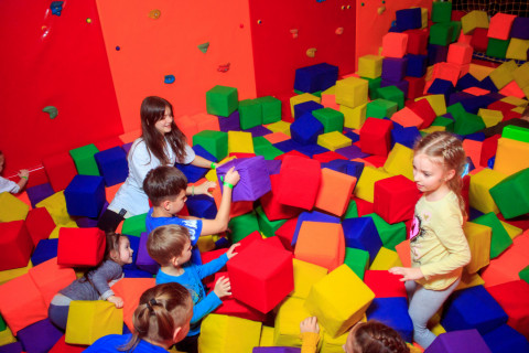 Новий Рік 2023-2024