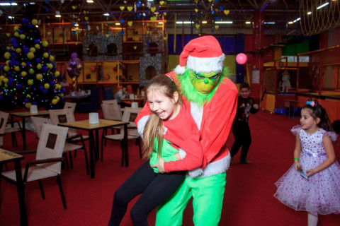 Новий Рік 2023-2024