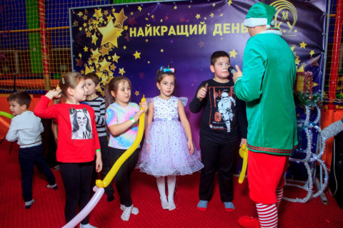 Новий Рік 2023-2024