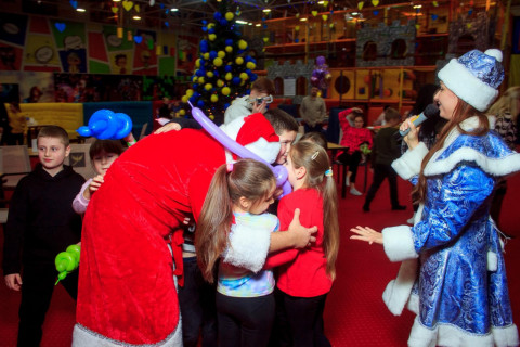 Новий Рік 2023-2024