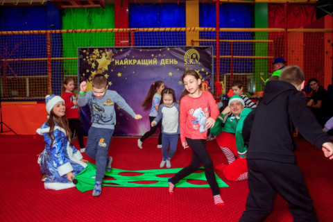 Новий Рік 2023-2024