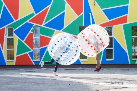 Бампербол - футбол в зорбах