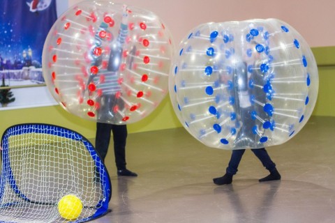 Бампербол - футбол в зорбах